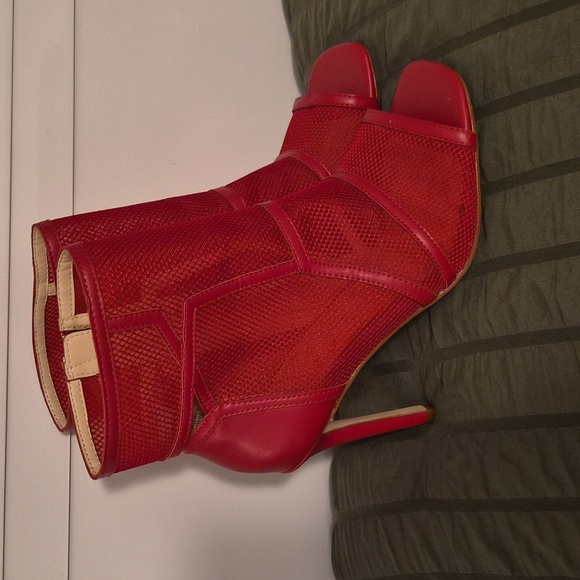 Jessica Simpson Red Bootie - Picture 3 of 4
